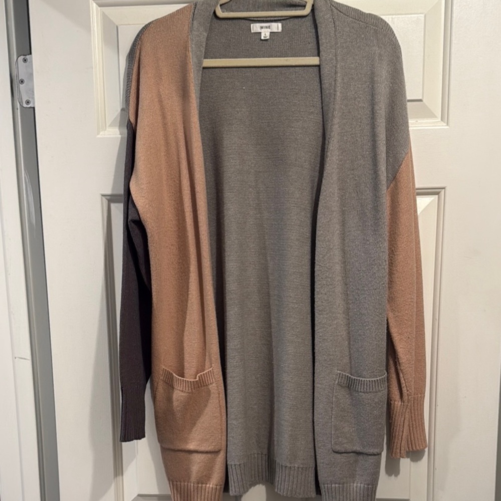 MINE - Cream and Gray Cardigan Sweater